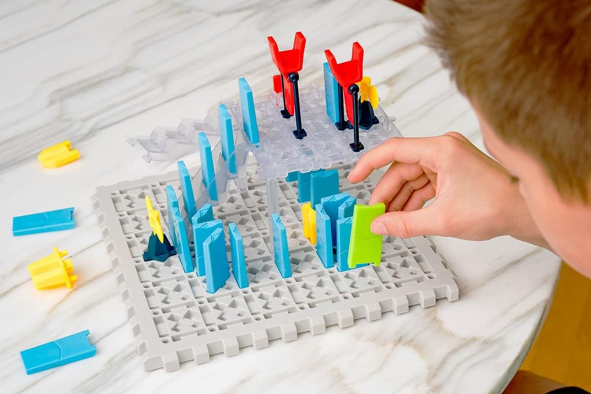imageThinkFun Domino Maze STEM Toy and Logic Game for Boys and Girls Age 8 and Up Combines The Fun of Dominos with The Challenge of a Puzzle